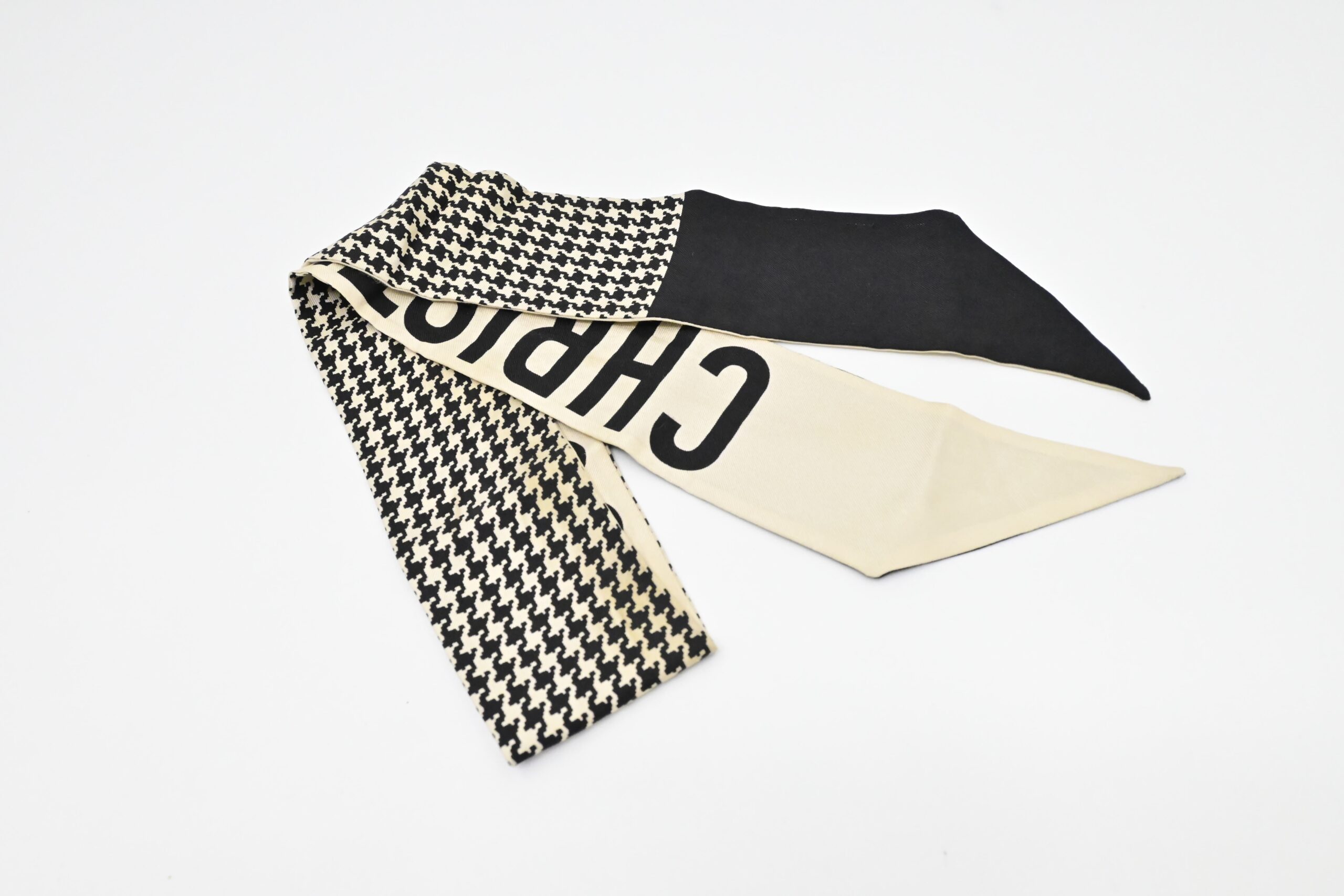 Dior 30 Montaigne Mitzah in Off White and Black Silk