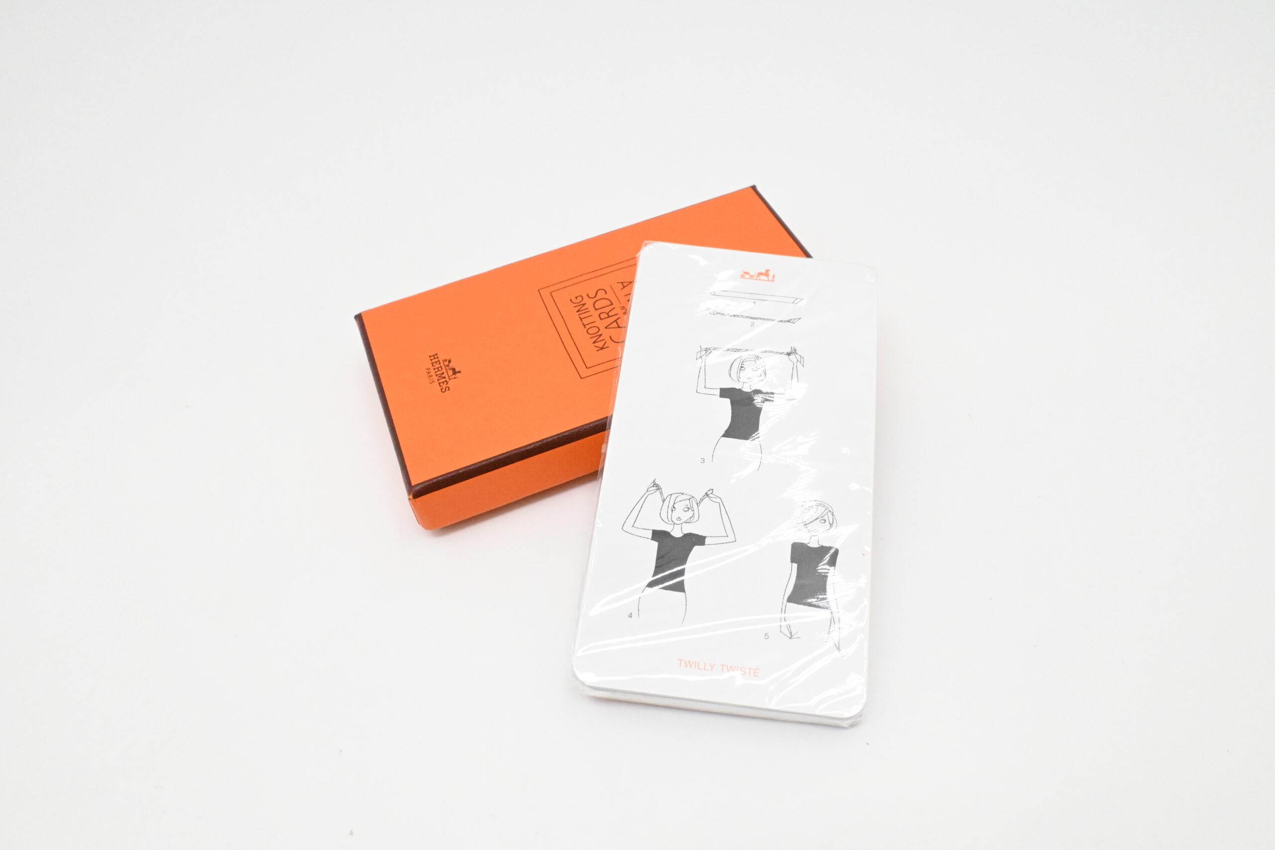 Hermes Knotting Cards