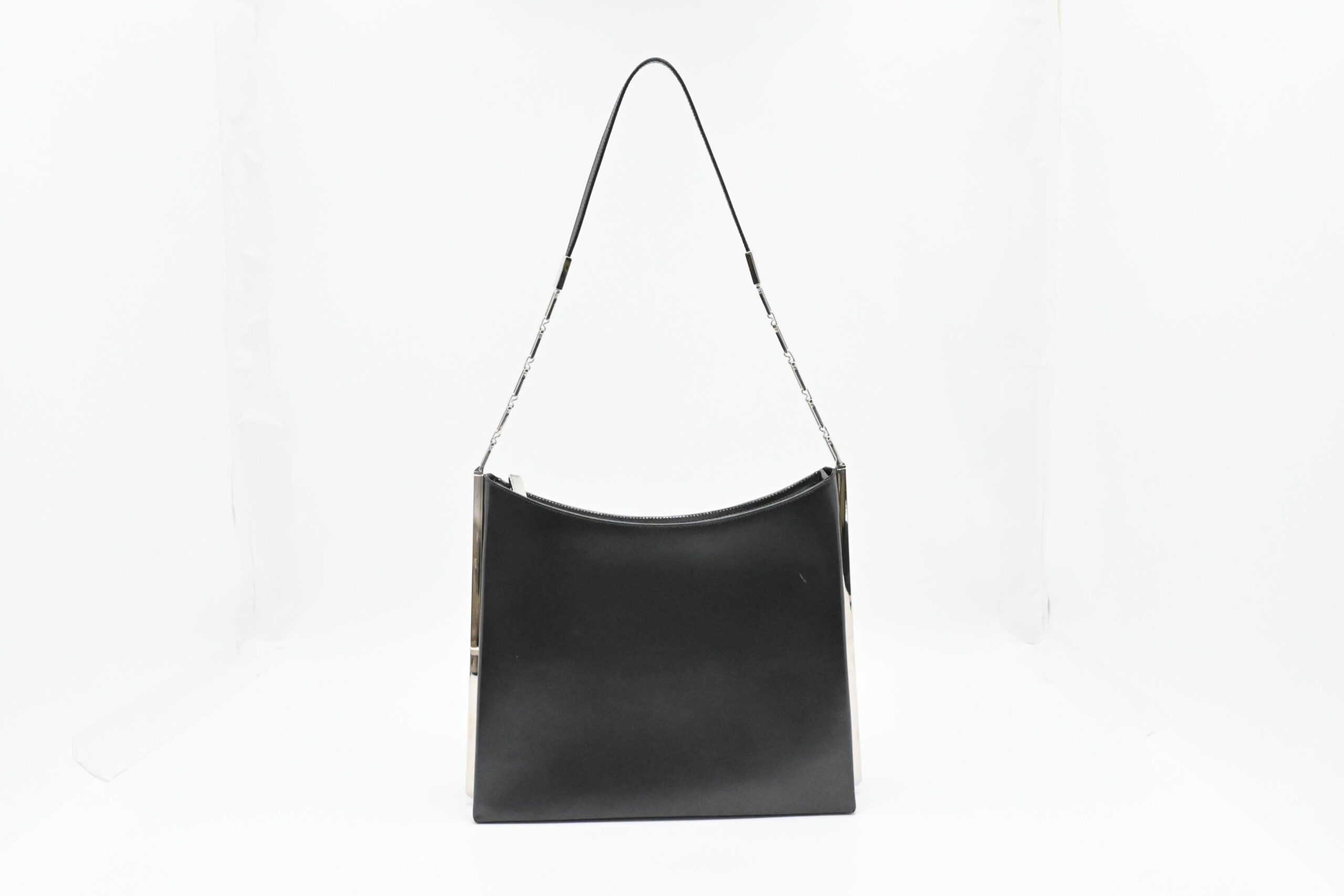 Ferragamo Shoulder Bag in Matte Black Leather